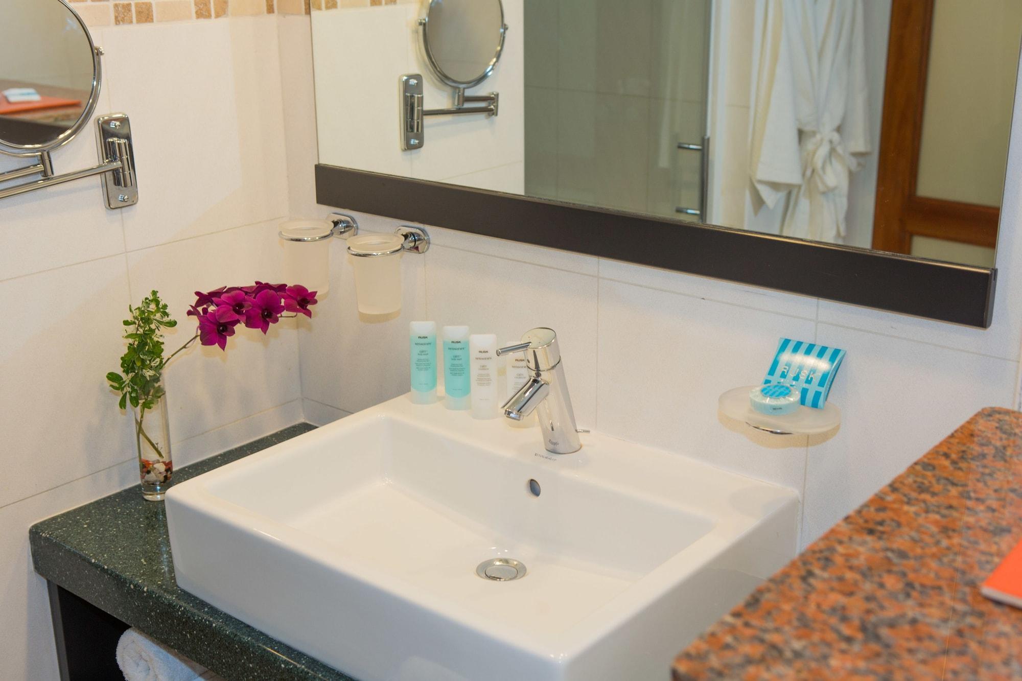 Royal Torarica Hotel Парамарибо Екстериор снимка